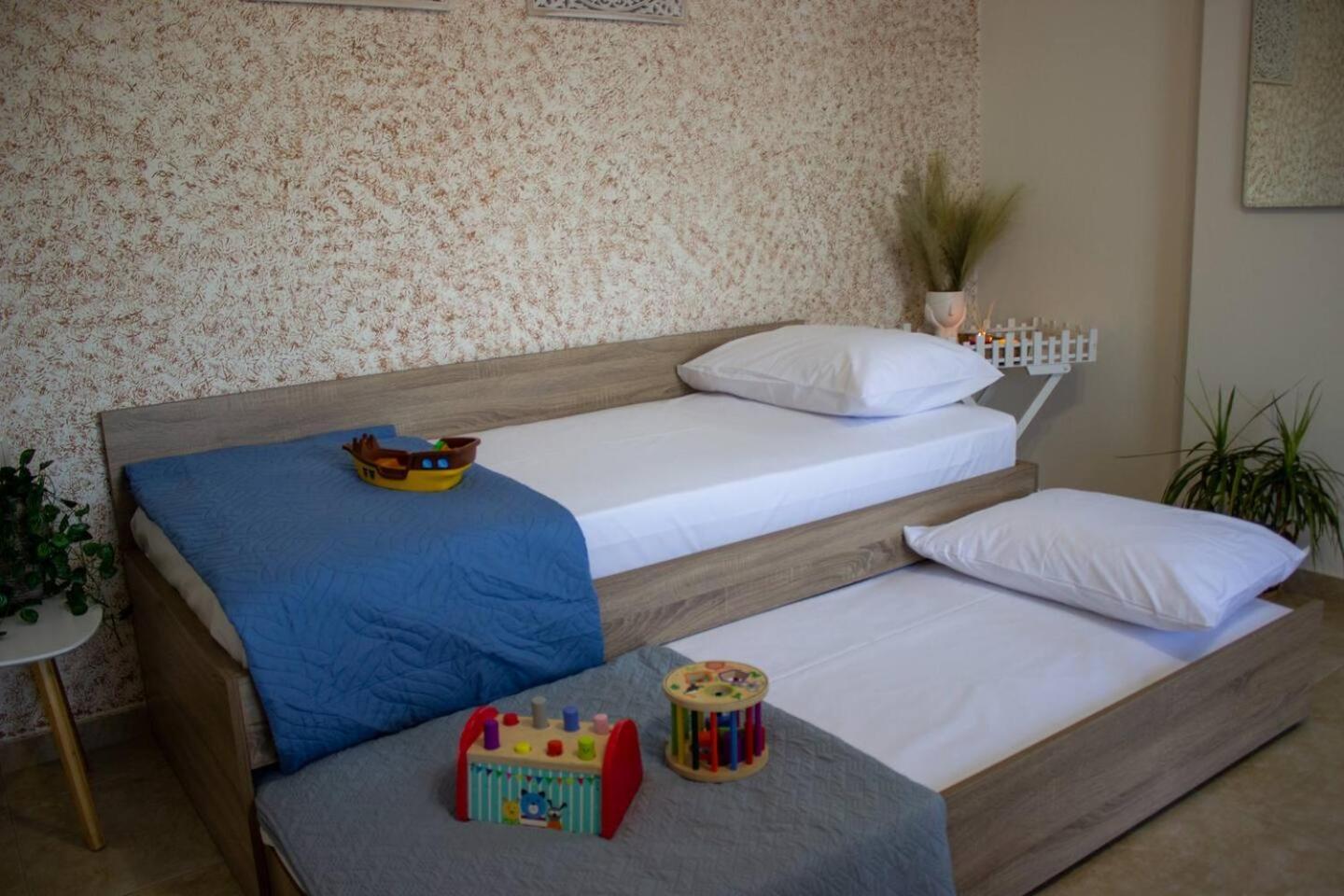 Maistro Suites With Pool, Matala Exterior foto