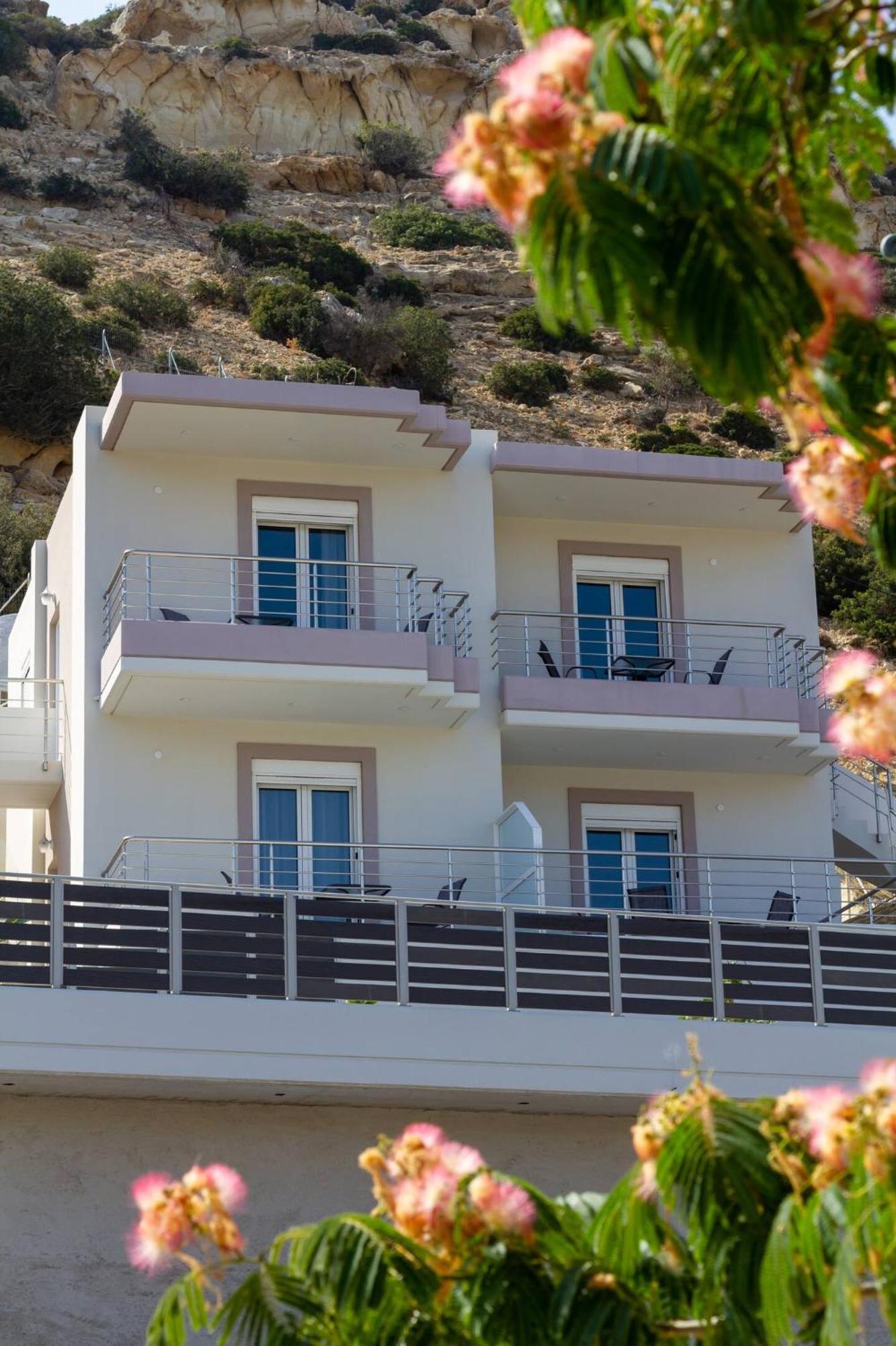Maistro Suites With Pool, Matala Exterior foto